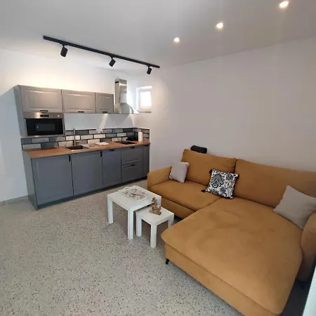 Gala Apartment *