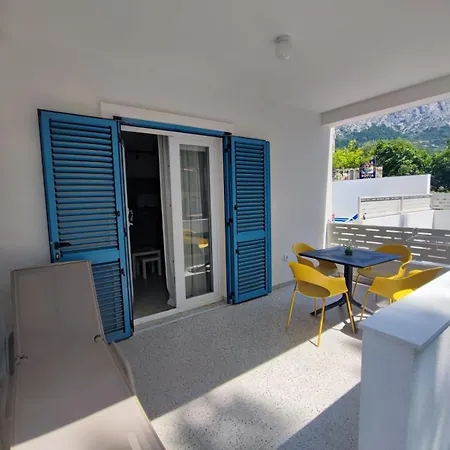 Gala Apartment